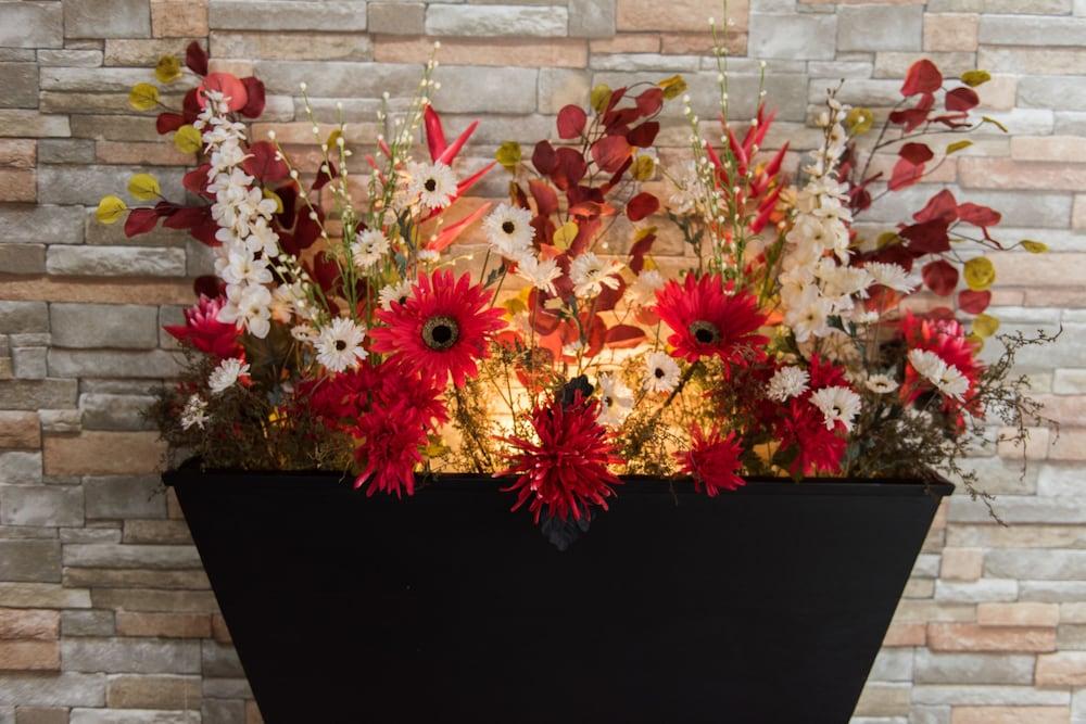 Hotel Le Floral Sherbrooke Exterior foto